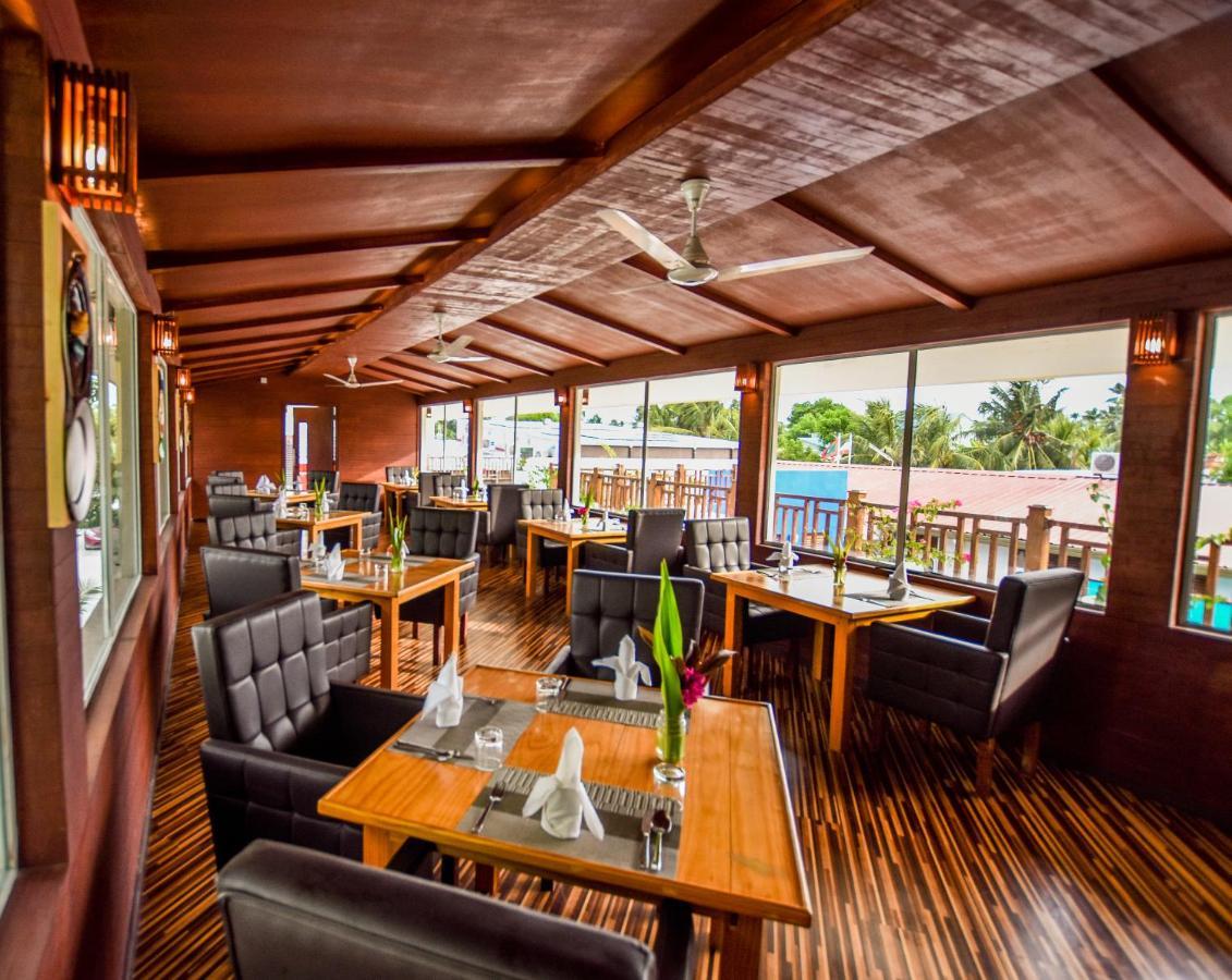 Equatorial Divers Lodge Addu City Eksteriør billede