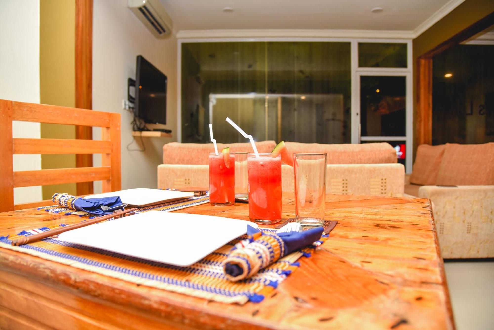 Equatorial Divers Lodge Addu City Eksteriør billede